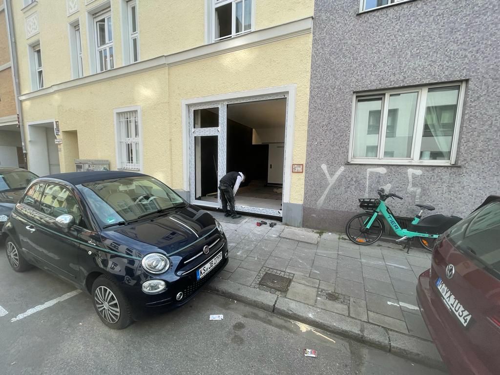 Blütenstr. — 14